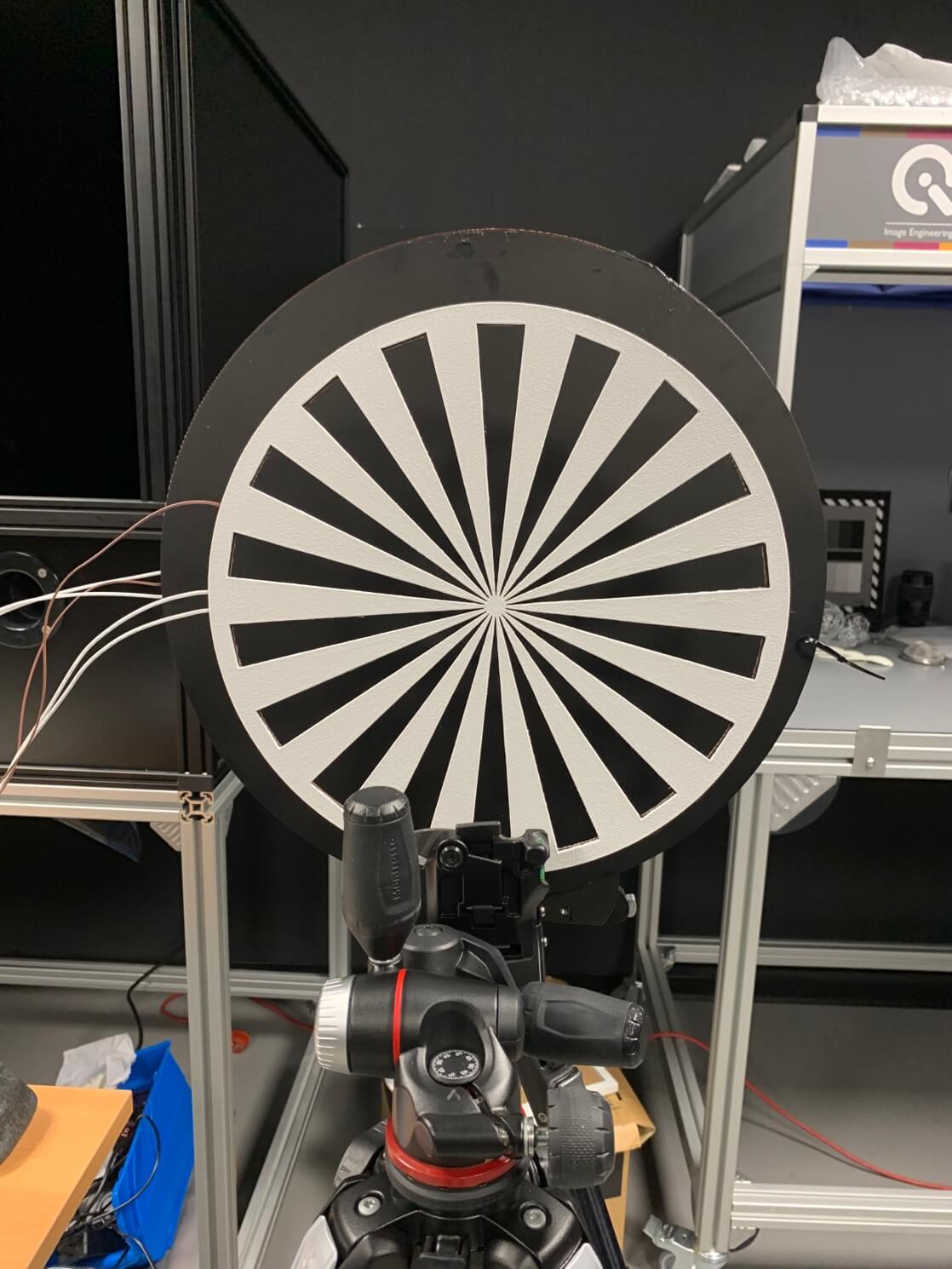 A combined test pattern with hot plates for camera alignment. camera alignment